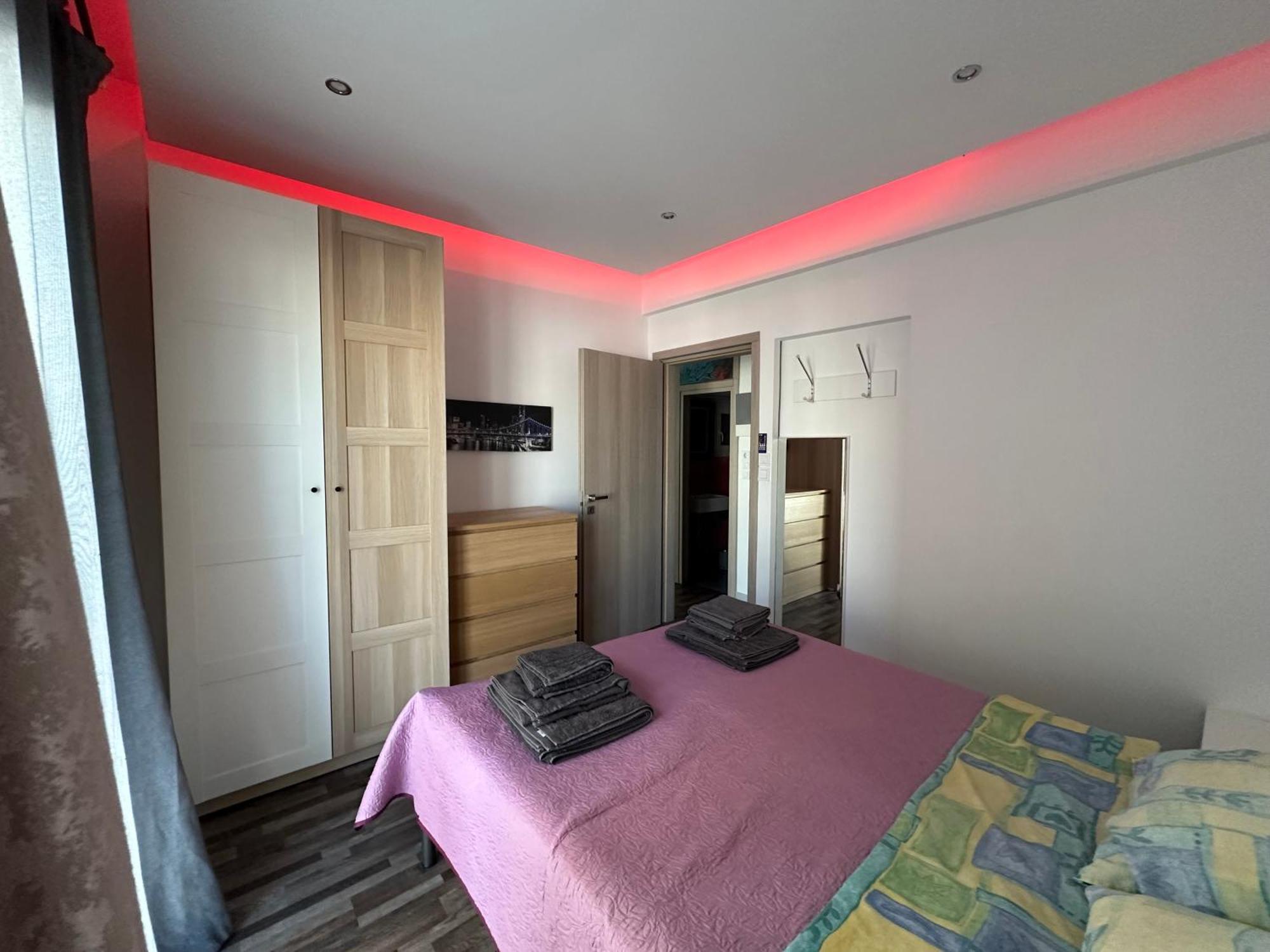 Apartment Center Piraeus Location Kastella Passalimani Port Exterior foto